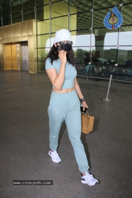 Rakul Preet Spotted At Airport - 12 of 21