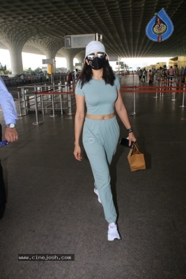 Rakul Preet Spotted At Airport - 21 of 21