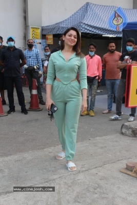 Tamanna Snapped Shooting At Filmcity - 7 of 7