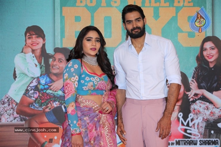 Boys Movie First Look Launch - 13 / 18 photos