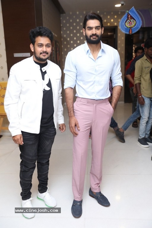 Boys Movie First Look Launch - 16 / 18 photos