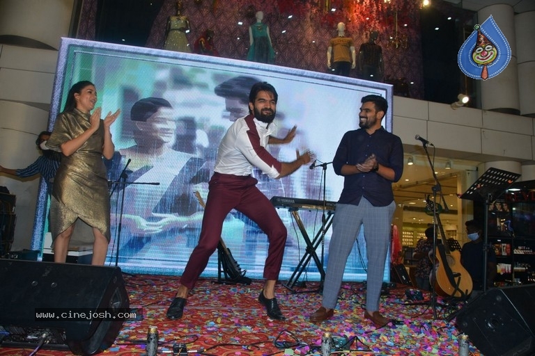 Chavu Kaburu Challaga Grand Release Event - 10 / 63 photos