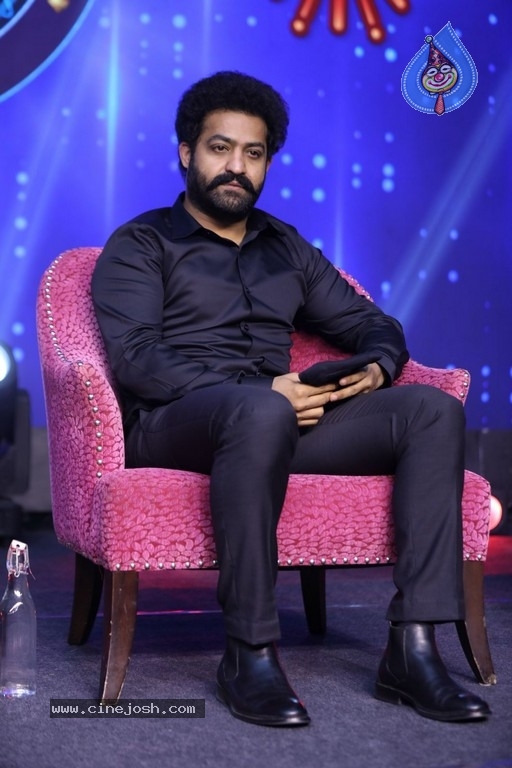 Evaru Meelo Koteeswarulu Press Meet - 3 / 21 photos