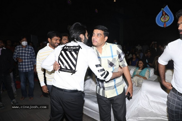 Gaali Sampath Pre Release Event - 26 / 27 photos