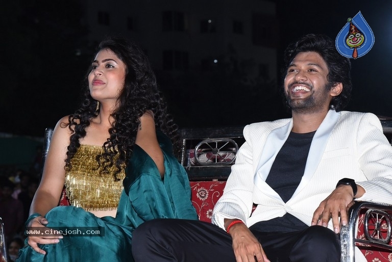 Jathi Ratnalu Pre Release Event 01 - 18 / 42 photos