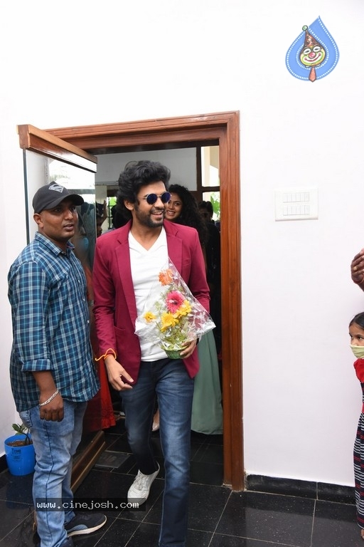 Jathi Ratnalu Pre Release Tour - 39 / 42 photos