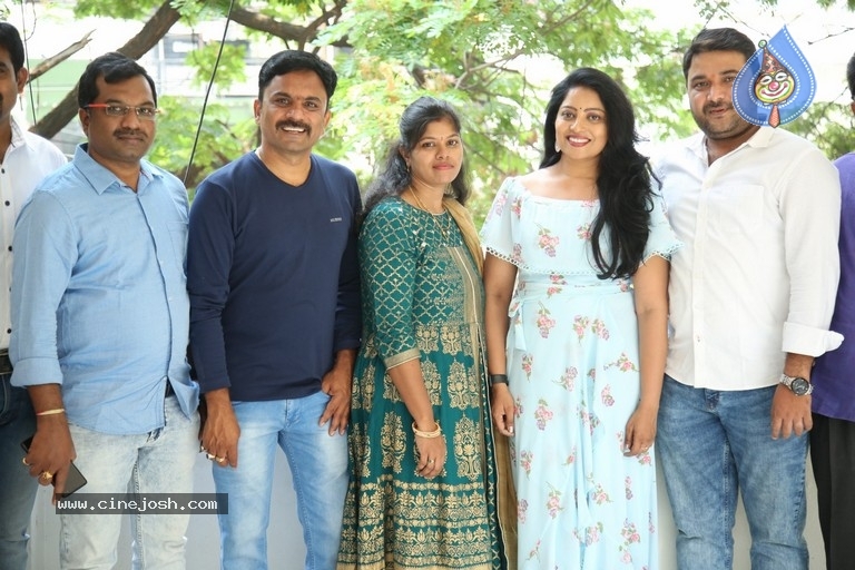 Padma Shri Movie Trailer Launch - 15 / 21 photos