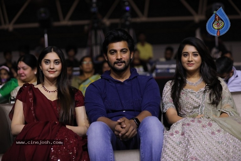 Sashi Movie Pre Release Event - 24 / 93 photos