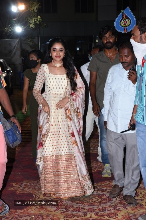 Sreekaram Pre Release Event 01 - 11 / 39 photos