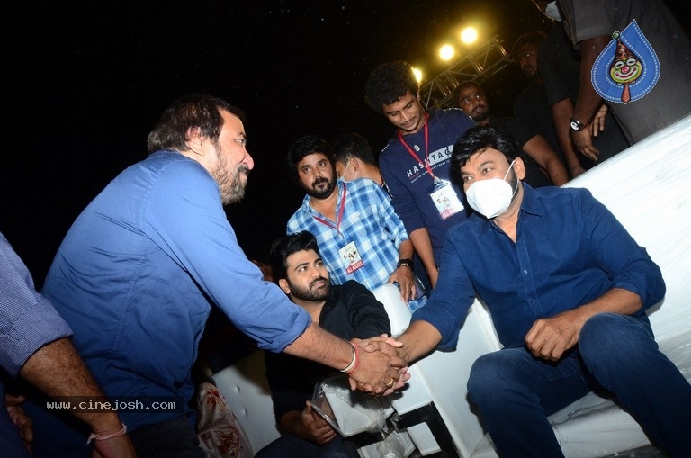Sreekaram Pre Release Event 01 - 19 / 39 photos