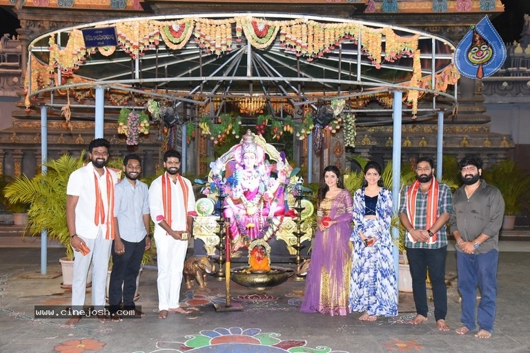 Tellavarithe Guruvaram Team at Vijayawada - 1 / 21 photos