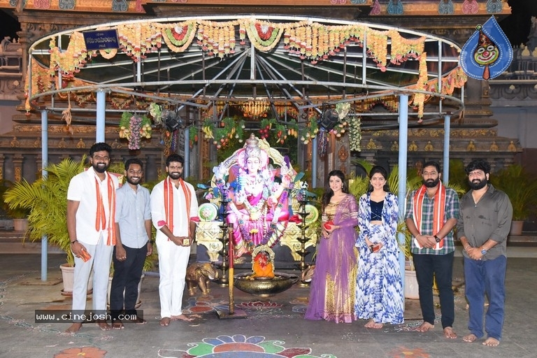 Tellavarithe Guruvaram Team at Vijayawada - 6 / 21 photos