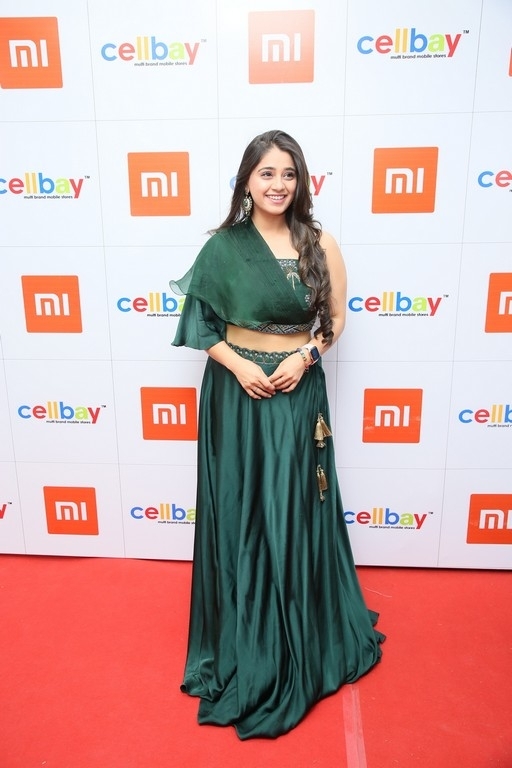 Cell Bay-Flagship Outlet Launch - 13 / 13 photos