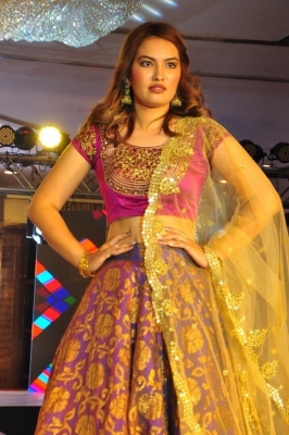 Me Women Fashion Show - 20 of 21