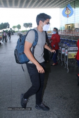 Naga Chaitanya Spotted at Airport - 2 of 12