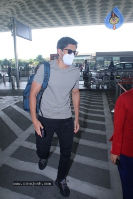 Naga Chaitanya Spotted at Airport - 9 of 12