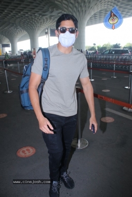 Naga Chaitanya Spotted at Airport - 10 of 12