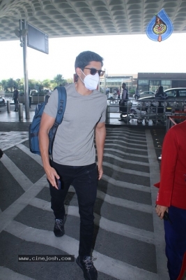 Naga Chaitanya Spotted at Airport - 12 of 12