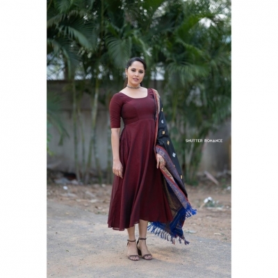 Anasuya Bharadwaj Photos - 2 of 8