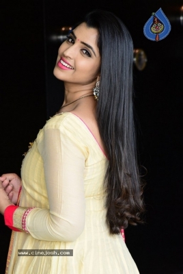 Anchor Shyamala Pics - 7 of 20