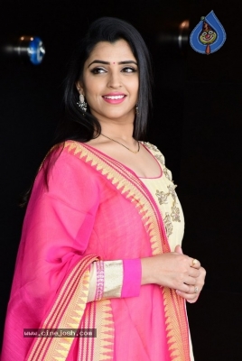Anchor Shyamala Pics - 13 of 20
