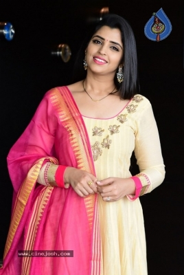 Anchor Shyamala Pics - 18 of 20