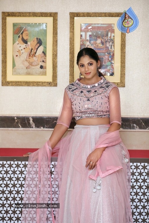 Shruti Reddy Stills - 8 / 10 photos