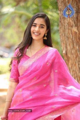 Simrat Kaur Stills - 1 of 21