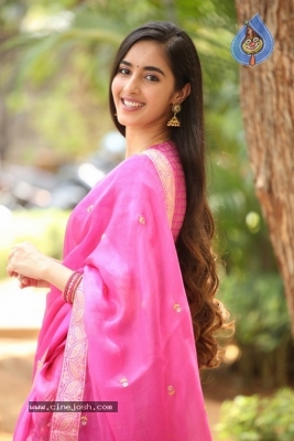 Simrat Kaur Stills - 3 of 21