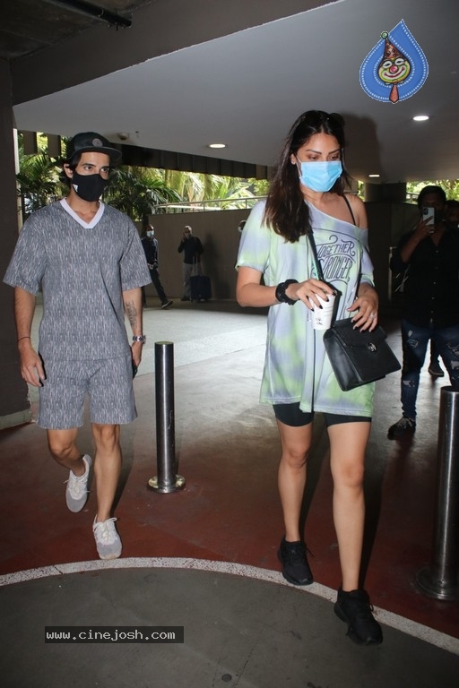 Anushka Ranjan Spotted At Airport - 3 / 12 photos
