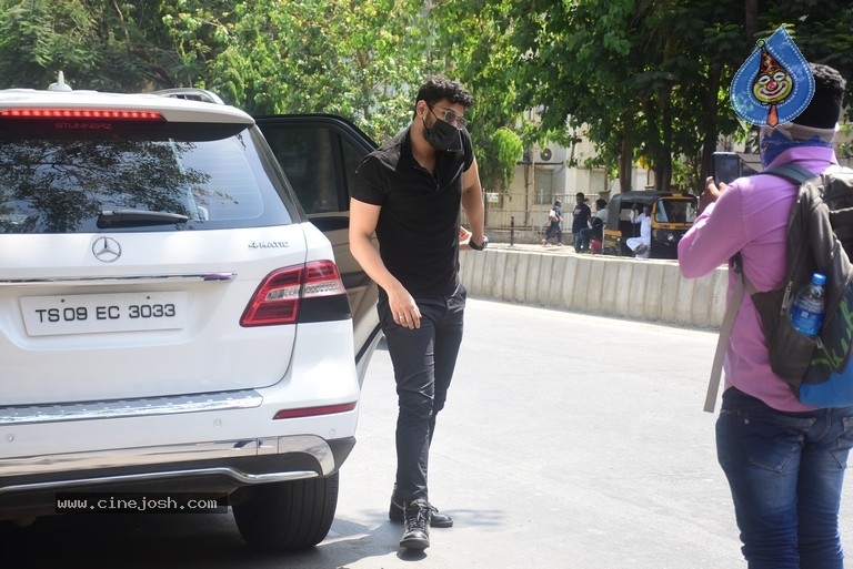 Bellamkonda Srinivas spotted at Bandra - 10 / 15 photos