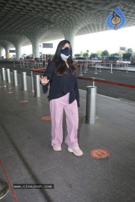 Ekta Kapoor Spotted At Airport - 7 of 12