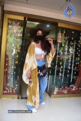 Ileana Spotted in Bandra - 24 of 40