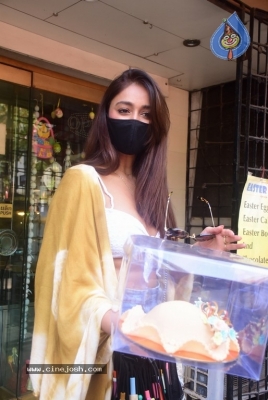Ileana Spotted in Bandra - 32 of 40