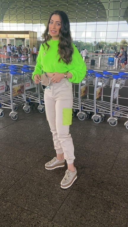 Laxmi Rai Spotted At Airport - 6 / 19 photos