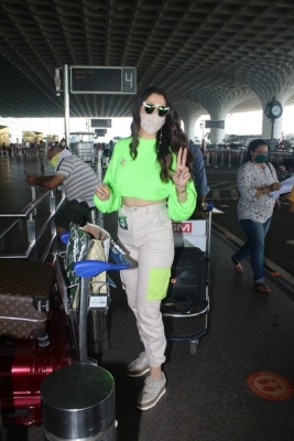Laxmi Rai Spotted At Airport - 4 of 19