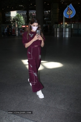 Nikki Tamboli Spotted At Airport - 13 of 19