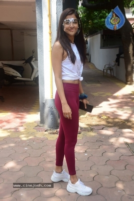Pooja Hegde Spotted in Bandra - 2 of 14