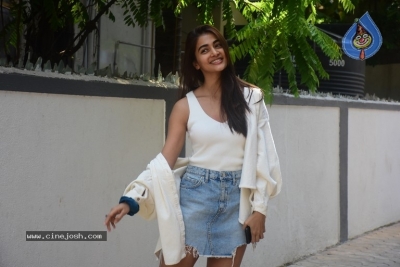 Pooja Hegde Spotted in Bandra - 6 of 14