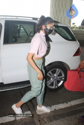 Rakul Preet Spotted At Airport - 12 of 16