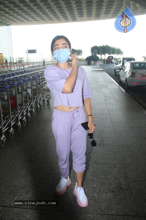Rashmika Spotted at Airport - 1 / 18 photos