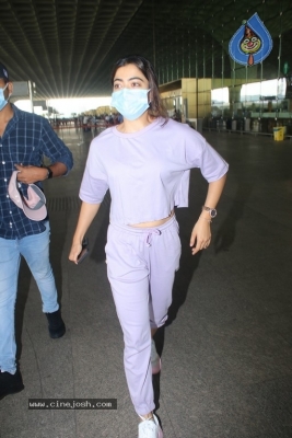 Rashmika Spotted at Airport - 7 of 18