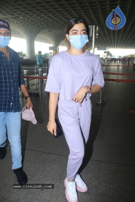 Rashmika Spotted at Airport - 12 of 18