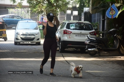 Sophie Choudhary Spotted In Bandra - 4 of 11