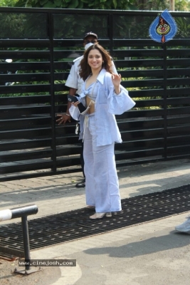 Tamanna Bhatia Spotted At Kalina Airport - 5 of 19