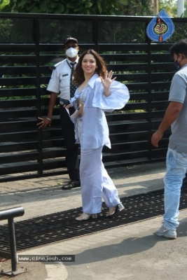 Tamanna Bhatia Spotted At Kalina Airport - 14 of 19