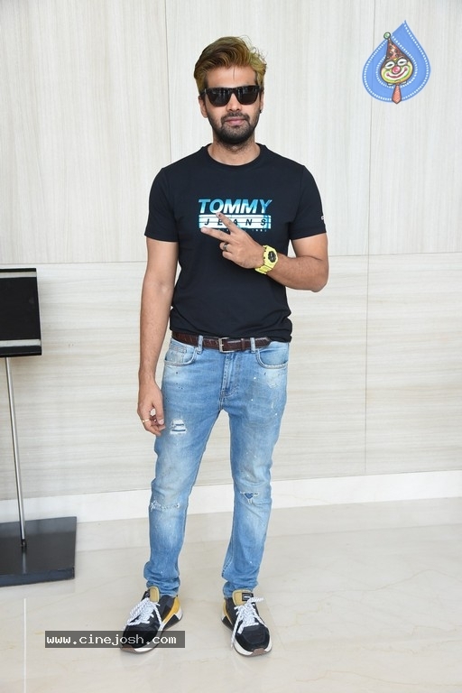 11th HOUR Press Meet - 2 / 14 photos