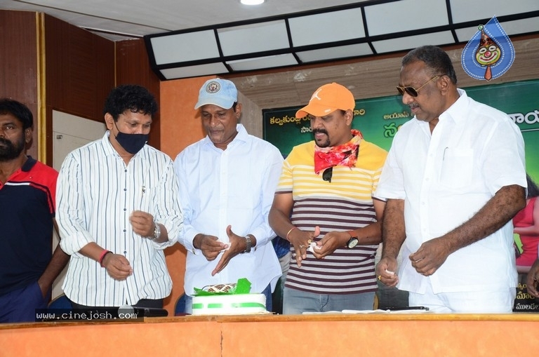 Naluguritho Narayana First Look Launch - 11 / 14 photos