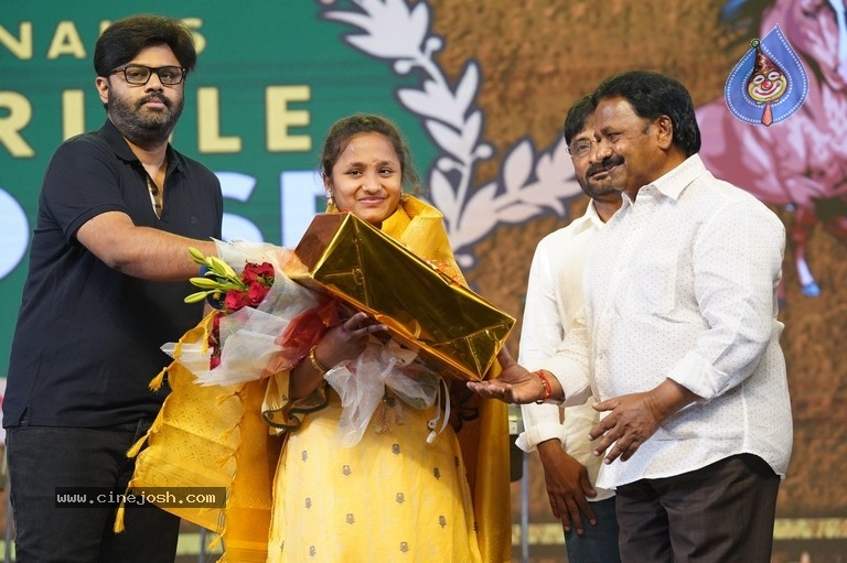 Vakeel Saab Pre Release Event 02 - 22 / 84 photos