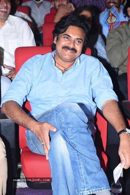 Vakeel Saab Pre Release Event 02 - 43 / 84 photos
